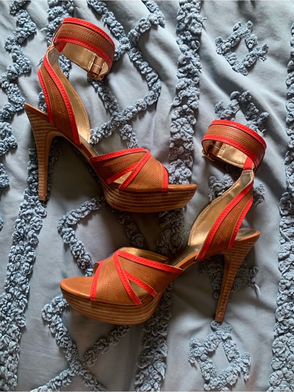 Guess Belvar 2 Brown Leather Platform Sandals with Orange Trim from Y2K Era